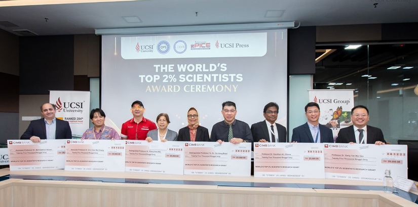 UCSI World’s Top 2% Scientists Award Recipients with Vice-Chancellor and Group CEO, Director of Office of Postgraduate Studies and Director of CERVIE at the UCSI World’s Top 2% Scientists Award Ceremony, UCSI KL Campus